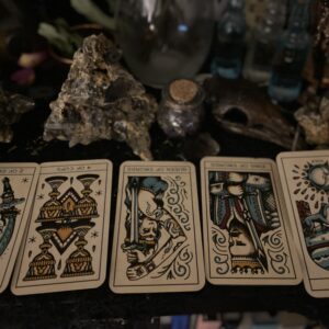 Tarot Customs